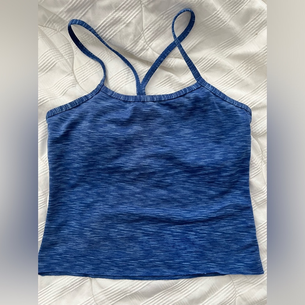 Lululemon tank raw cut hem with padding